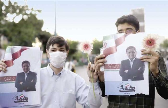 4 مرشحين يتنافسون لخلافة روحاني في انتخابات إيران