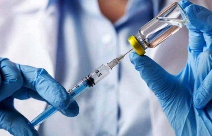 "أكبر حملة تطعيم في التاريخ".. عدد لقاحات "كورونا" يصل إلى 2.5 مليار جرعة