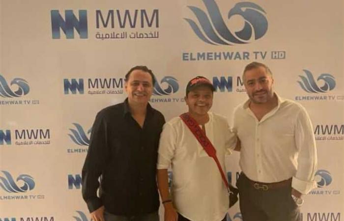 لأول مرة.. محمد هنيدي يوقع عقدًا لتقديم برنامج تليفزيوني