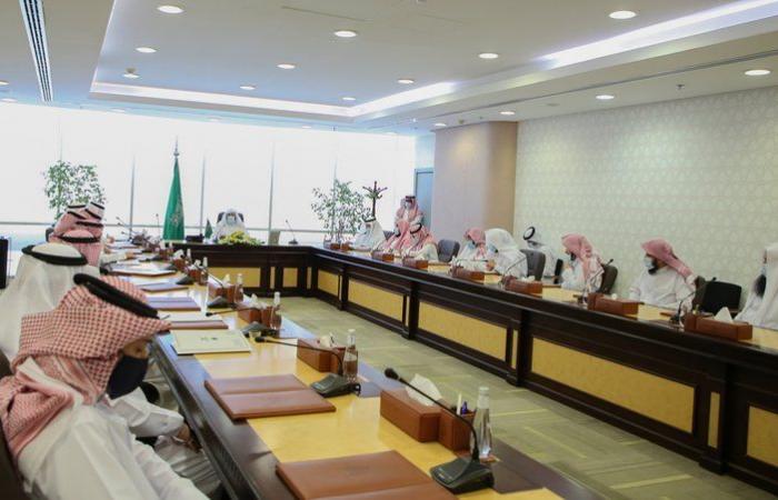 شاهد.. وزير الشؤون الإسلامية يرأس الاجتماع الأول لإطلاق الخطة الاستراتيجية للوزارة