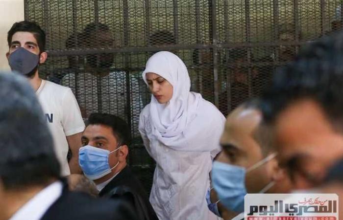البحث عن حنين حسام في 3 مناطق لتنفيذ حكم سجنها 10 سنوات (صور)