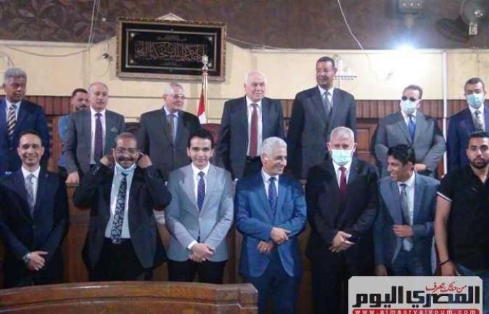 تكريم رئيس «استئناف القاهرة» لبلوغة السنّ القانونية وانتهاء فترة رئاسته للمحكمة (صور)