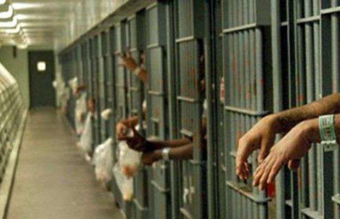 السعودية تُبعد 1100 سجين باكستاني لإكمال عقوباتهم في بلادهم