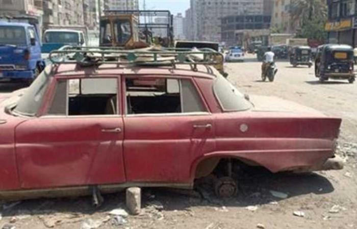 حصر السيارات المتهالكة في شوارع شبرا الخيمة (صور)