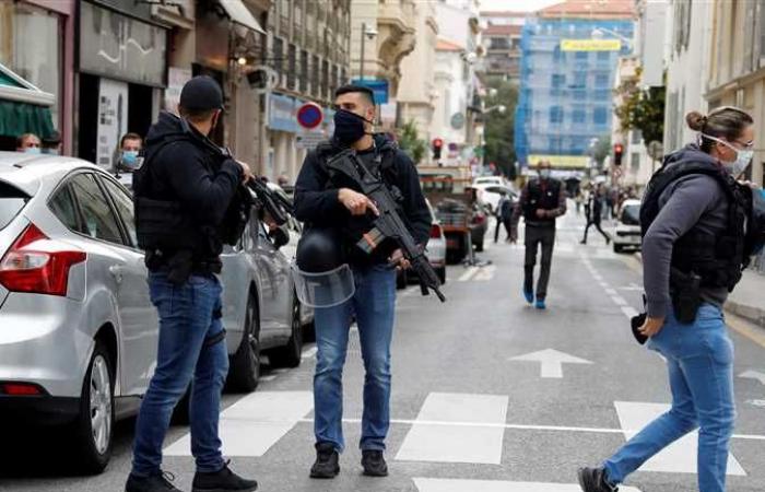 مقتل شخص وإصابة 3 آخرين في هجوم بفرنسا