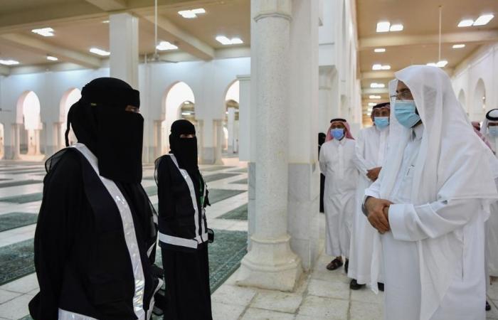 مكة: ضبط 4 متورطين بنقل مخالفي أمن الحدود
