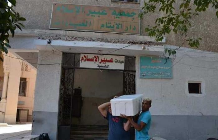 محافظة القاهرة توزع الهدايا واللحوم على دور الأيتام احتفالاً بالعيد (صور)