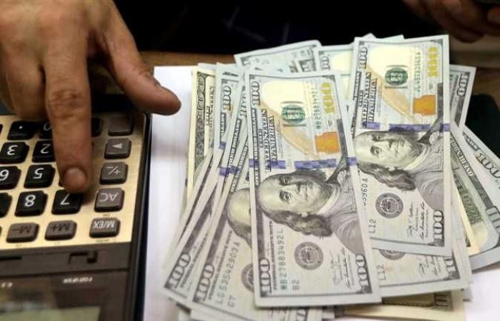 استقرار سعر الدولار أمام الدينار العراقي في بورصة بغداد
