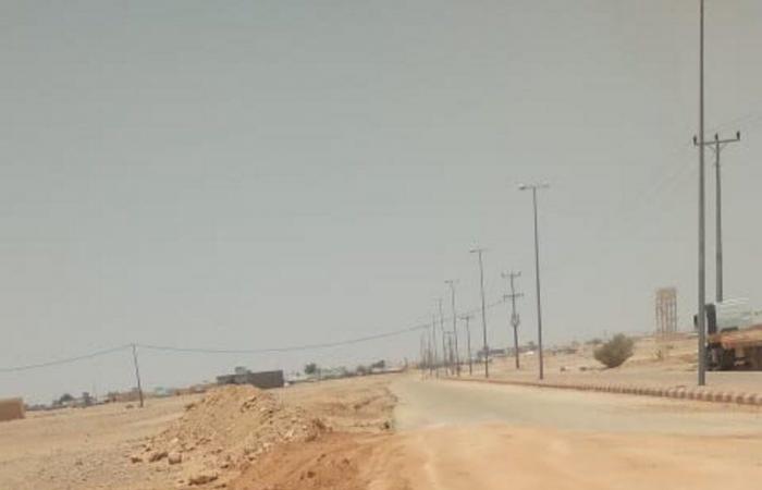"بلدية الأفلاج" تباشر المواقع المتضررة من جراء السيول وتعيد فتح الطرقات