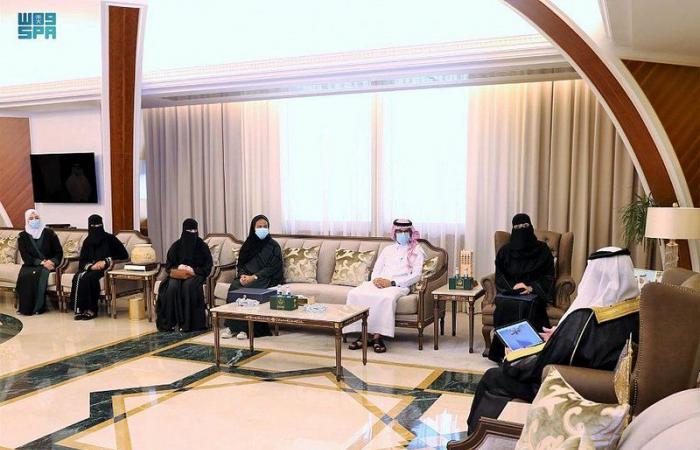 "سعود بن نايف" يستقبل أعضاء أكاديمية "همم الشرقية" للرياضة النسائية