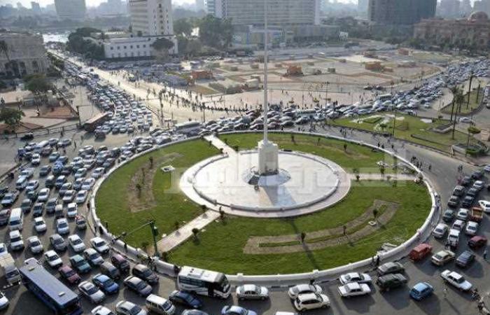 تحويلات مرورية لإنشاء كوبري سيارات بمحور عدلي منصور في القاهرة