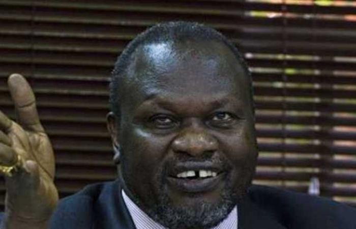 عسكريون يعلنون إبعاد ريك مشار نائب رئيس جنوب السودان عن زعامة حزبه