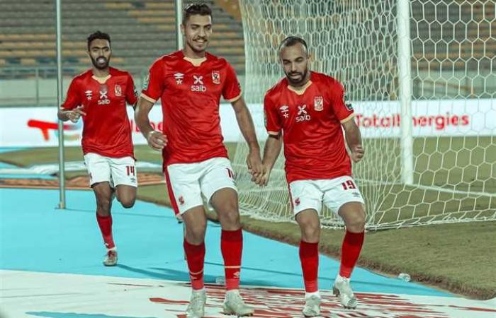 محمد شريف يعادل رقم أحمد بلال مع الأهلي في الدوري ويقترب من الخطيب
