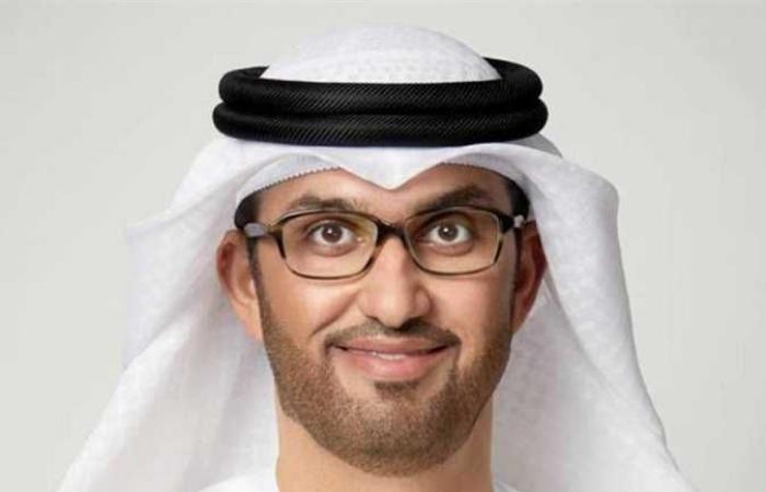 وزير الصناعة الإماراتي: التحول إلى اقتصاد منخفض الكربون يخلق فرصاً للنمو