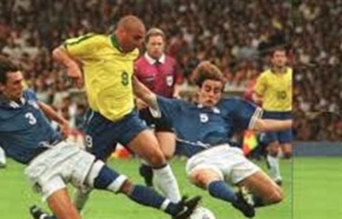 رونالدو يؤيد إقامة كأس العالم كل عامين
