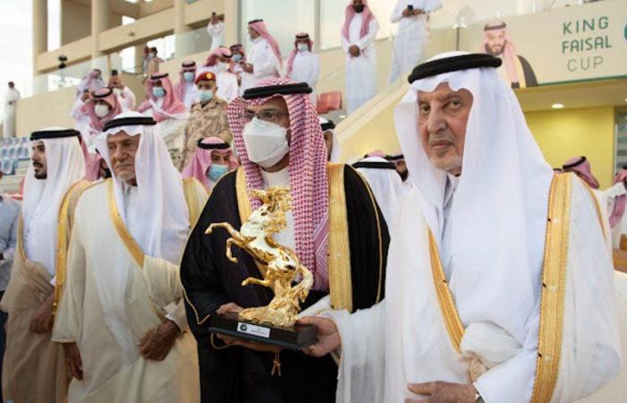أمير مكة يشهد الحفل الـ23 لسباقات الخيل بأشواطه الثمانية