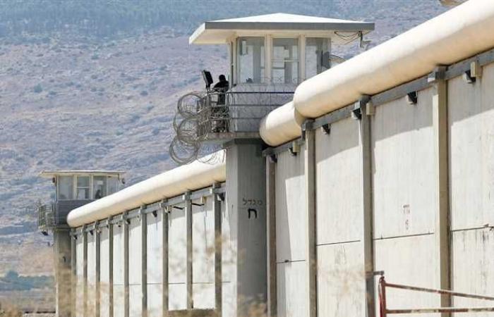 الاحتلال الإسرائيلي يعتقل 2 من الأسرى الفلسطينيين الـ6 الهاربين من سجن جلبوع
