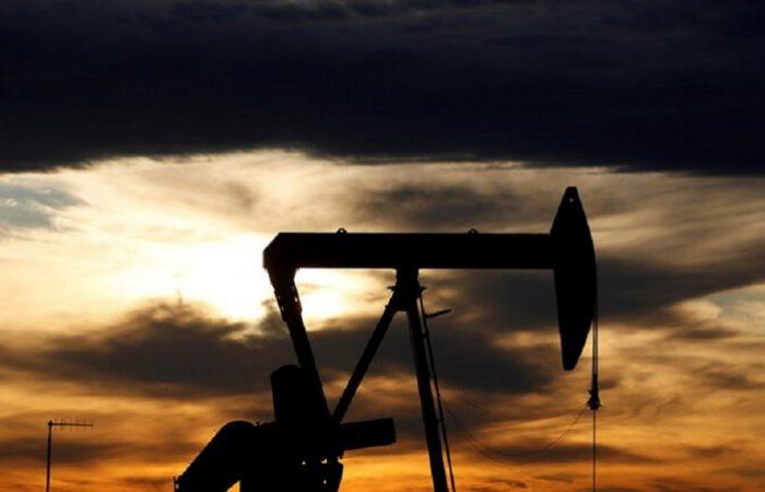 أسعار النفط ترتفع.. و"برنت" يصل إلى 74.00 دولاراً أمريكياً للبرميل