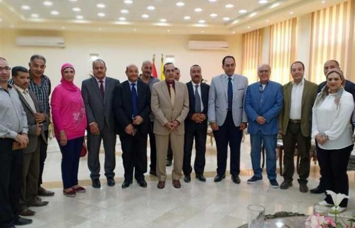 محافظ شمال سيناء يستقبل رئيس الإدارة المركزية لإقليم القناة وسيناء
