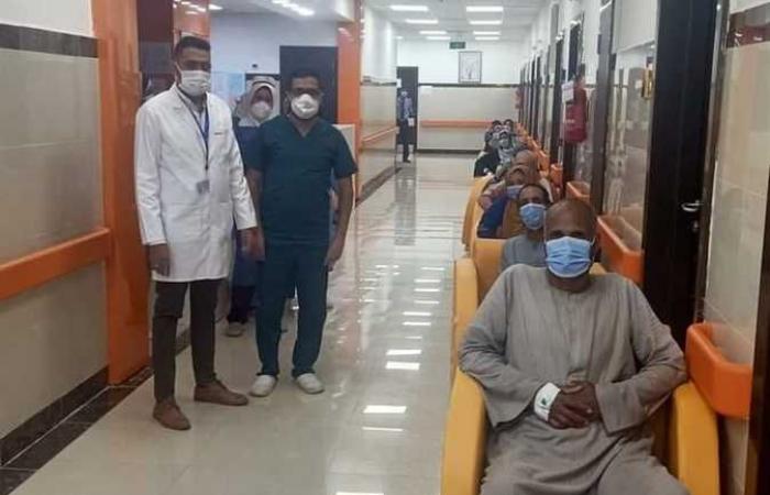 تعافي وخروج 9 حالات من مستشفى عزل العديسات في الأقصر
