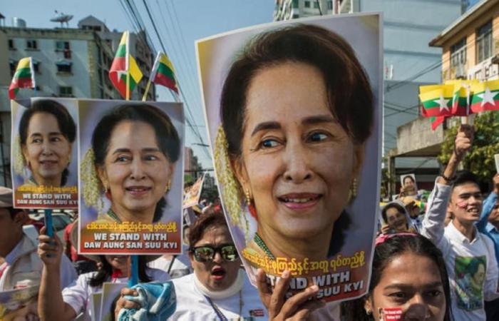 زعيمة ميانمار تطلب تقصير فترة مثولها أمام المحكمة