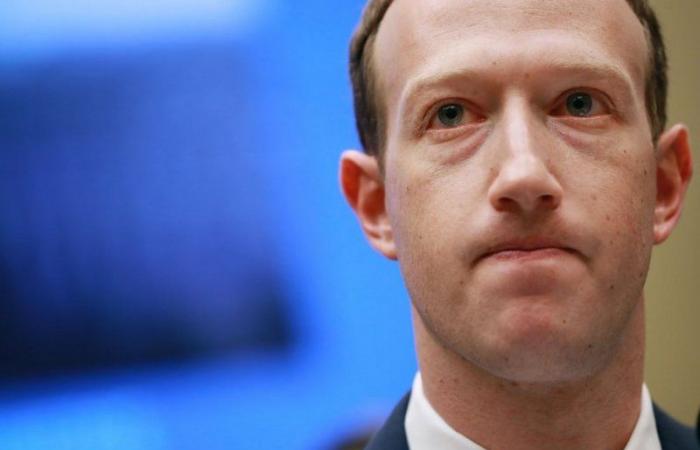 خسر زوكربيرغ 6 مليارات دولار بسبب أعطال فيسبوك.. فكم أصبحت ثروته؟