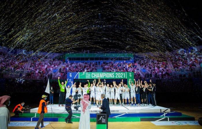 "الفيصل" يُتوِّج ماغديبورغ الألماني بلقب بطولة العالم "سوبر جلوب 2021"