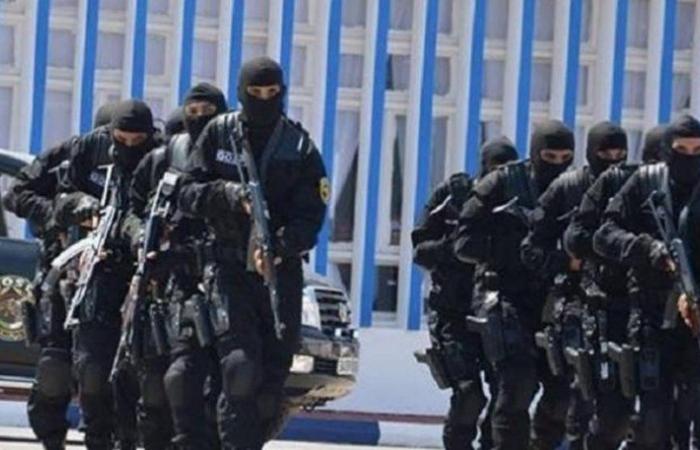 الأمن الجزائري يعتقل عناصر شبكة انفصالية خططت لتنفيذ عمل مسلح