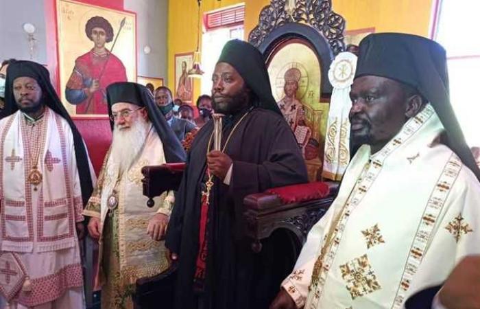 بطريرك الإسكندرية للروم يفتتح دير القديسة باراسكيفي في أوغندا ويُعيّن رئيساً جديداً له (صور)