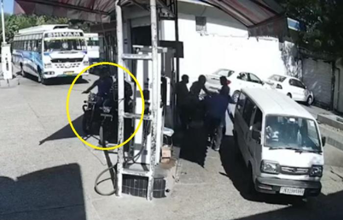 فيديو.. شاهد ما حدث لـ"دراجتين ناريتين" في محطة وقود