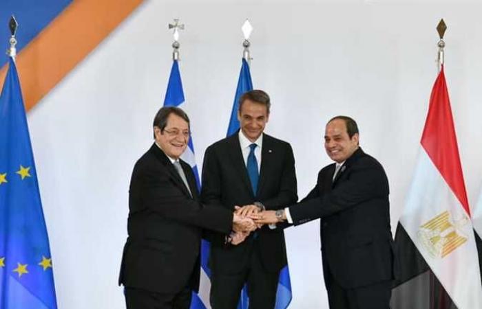 محلل سياسي يشرح أهمية القمة الثلاثية باليونان بحضور الرئيس السيسي