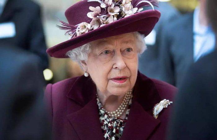 دون إفصاح عن حالتها.. ملكة بريطانيا تقبل على مضض نصائح طبية بالراحة