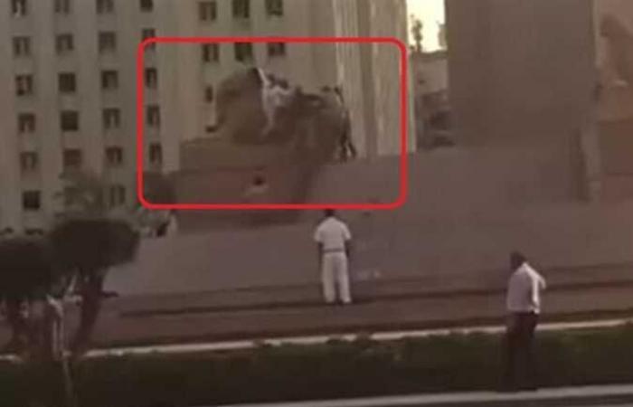 تحريات الشرطة تكشف تفاصيل محاولة تكسير تماثيل الكباش في التحرير وهوية المتهم