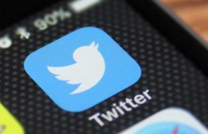 "تويتر" تضيف تقنية الاشتراك في النشرات الإخبارية بنقرة واحدة
