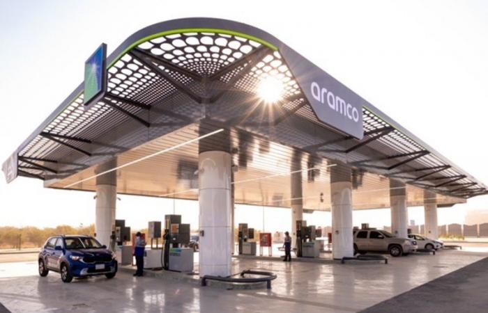 "أرامكو" و"توتال إنيرجيز" يدشنان أولى محطات الشبكة المشتركة لبيع الوقود بالتجزئة
