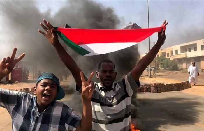الصحة السودانية تعلن عن مقتل 7 أشخاص وإصابة 140 في الاحتجاجات