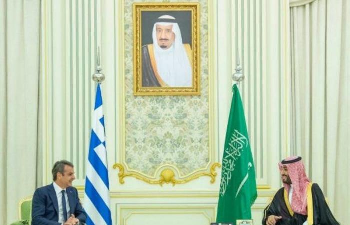 السعودية واليونان تُصدران بيانًا مشتركًا في ختام زيارة "ميتسوتاكيس" للرياض