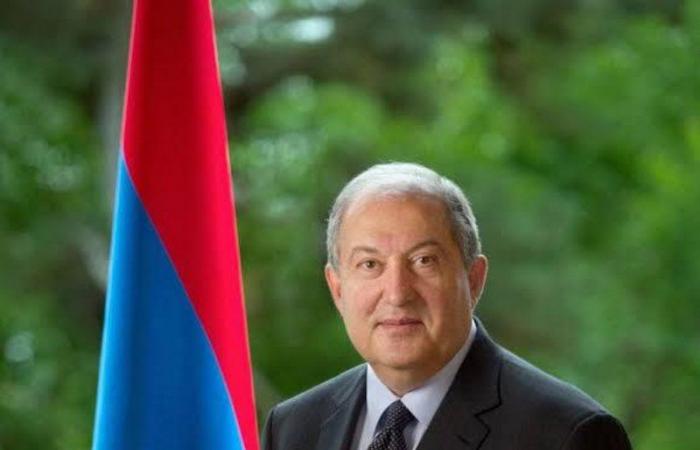 عقب مشاركته في منتدى مبادرة مستقبل الاستثمار.. رئيس أرمينيا يغادر الرياض