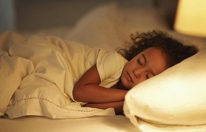 يقلق الآباء.. 8 نصائح حتى لا يستيقظ الأطفال ليلاً بشكل متكرر