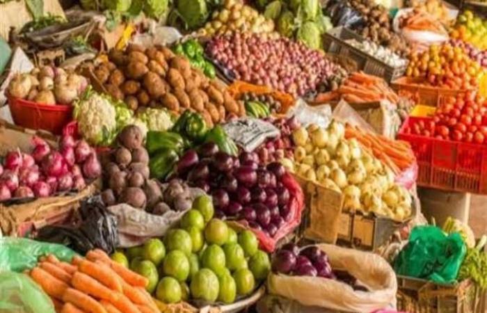 تراجع أسعار الخضروات في سوق العبور .. و الطماطم 4 جنيهات