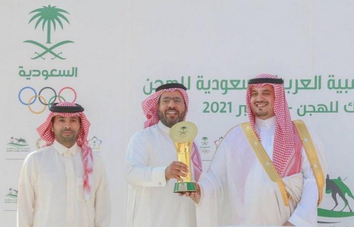 فهد بن جلوي يتوِّج الفائزين في كأس الأولمبية السعودية للهجن بتبوك
