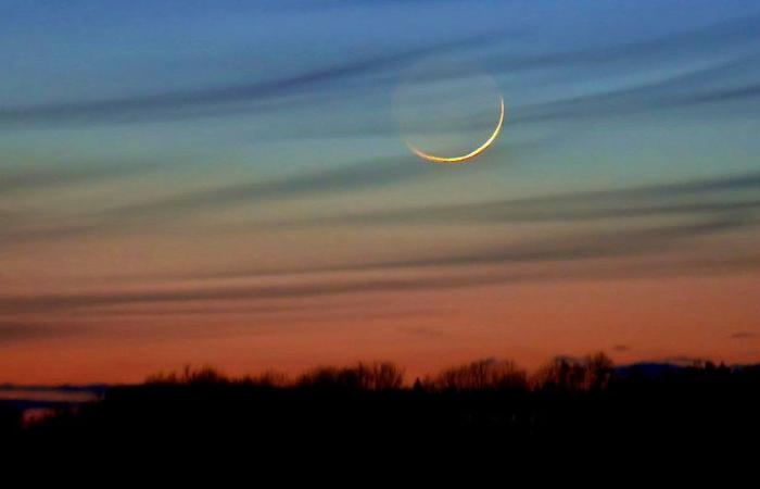 فلكية جدة: "هلال ربيع الآخر" يزين السماء الليلة.. فرصة مثالية للتصوير