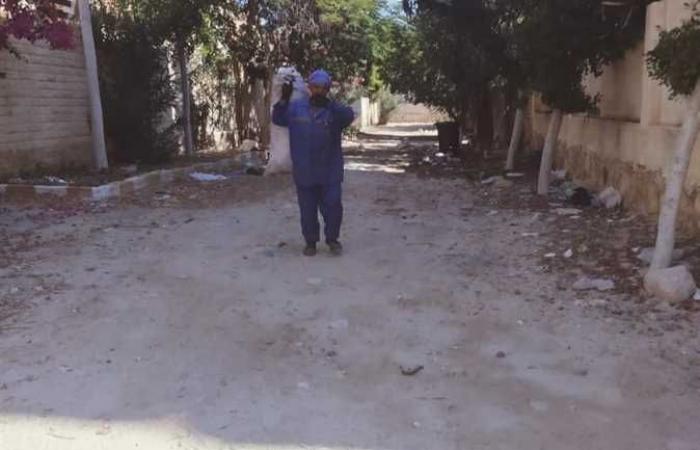 رئيس حي المساعيد يتابع أعمال النظافة وحل شكاوى المواطنين