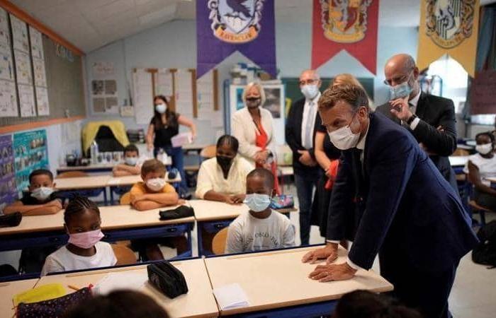 للحد من كورونا.. فرنسا تُعيد العمل بإلزامية وضع الكمامات في المدارس