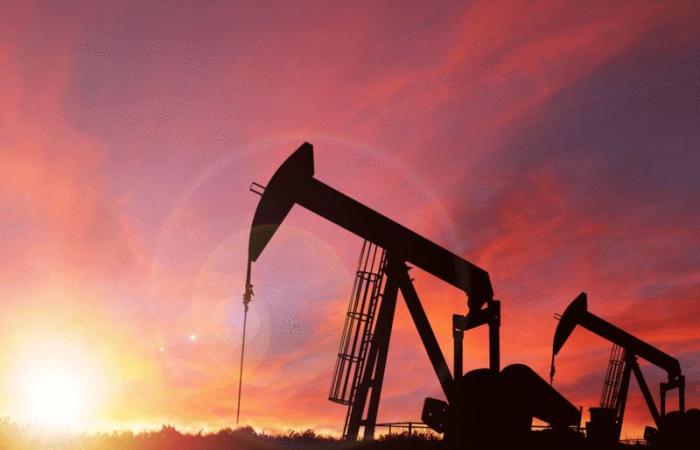 أسعار النفط ترتفع ومزيج برنت عند 82.66 دولار للبرميل