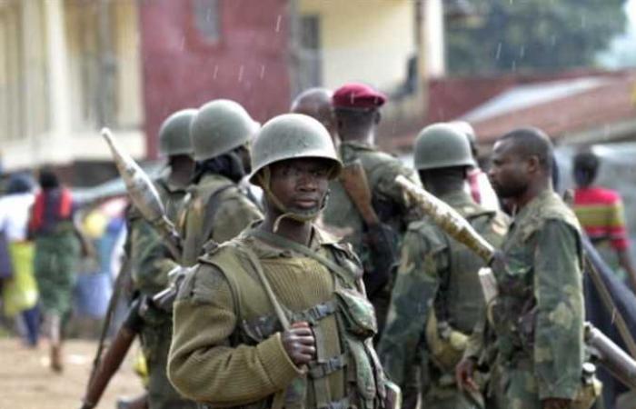الشرطة الأوغندية تقتل 5 أشخاص بينهم داعية على صلة بتفجيرين في كمبالا