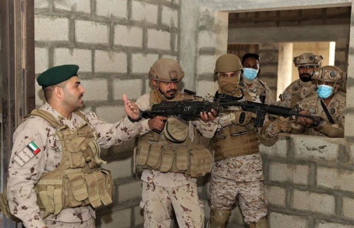 استمرار مناورات تمرين "المصير 1" بين القوات البرية السعودية والإماراتية