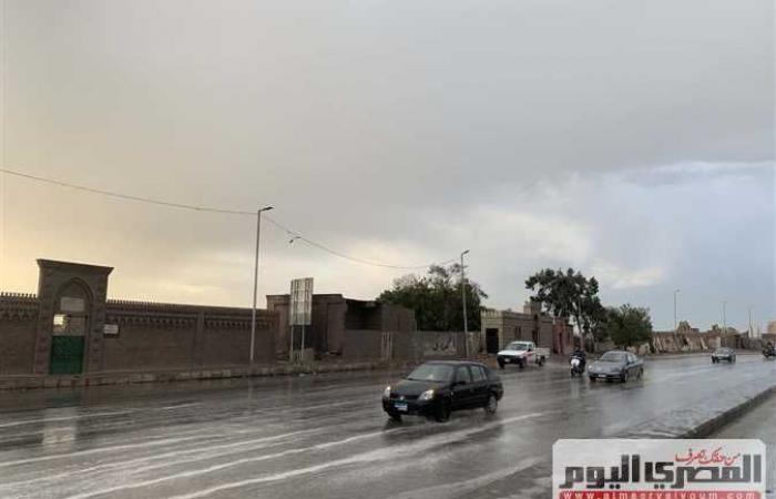 محافظ القاهرة: جميع المسؤولين بالشارع لمتابعة شفط تجمعات مياه الأمطار