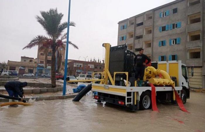 تعليق الدراسة في مدن مصرية بسبب الأحوال الجوية