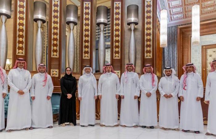 رئيس اتحاد القدم يجتمع بالأعضاء السعوديين في لجان الاتحاد الآسيوي